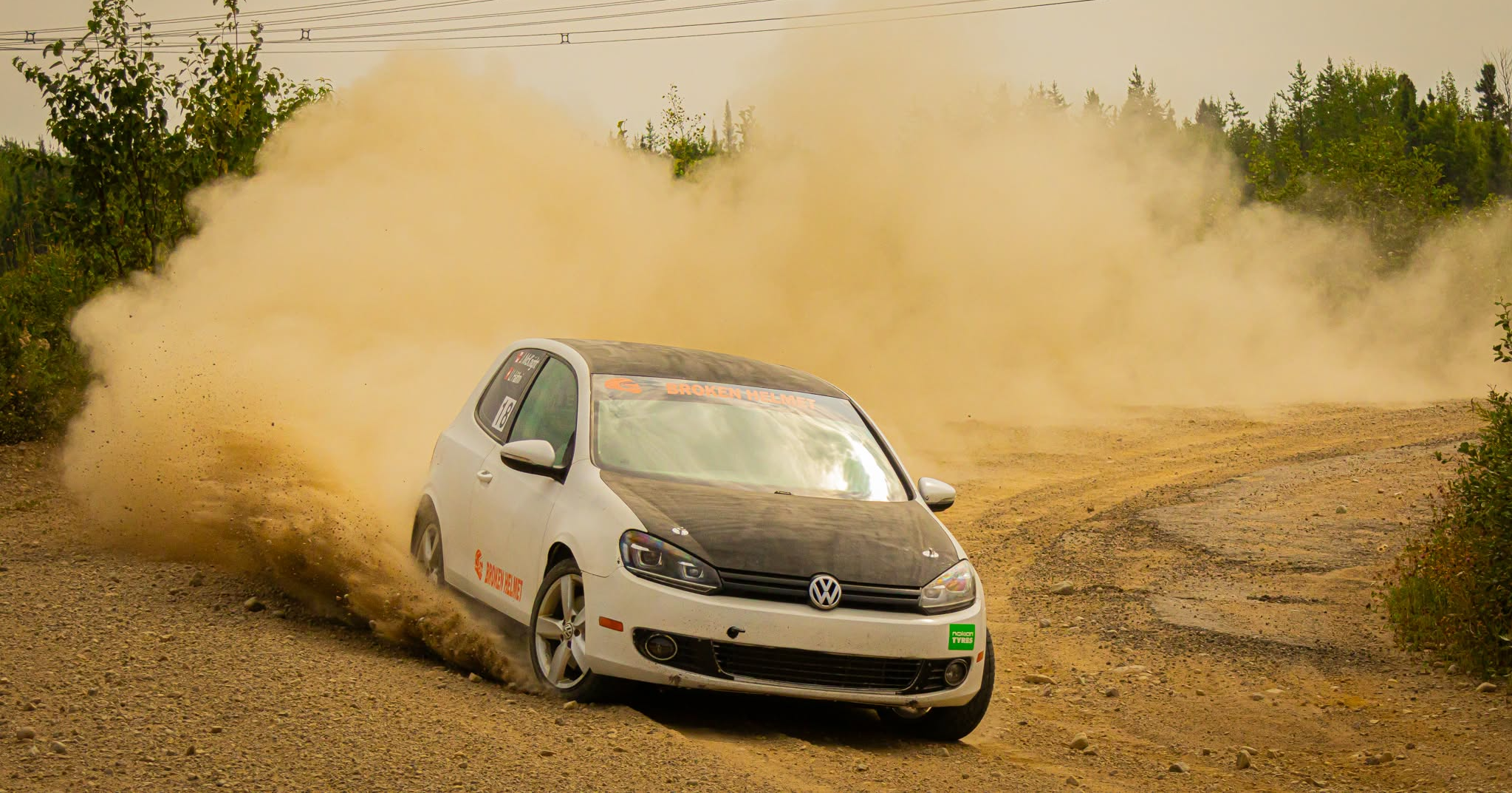 Broken Helmet VW Golf. Photo de Gramac Racing